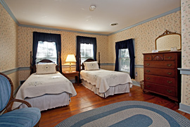 Primrose guestroom at the Baladerry Inn, Gettysburg