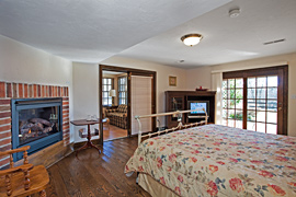 Cottage Rose Suite at the Baladerry Inn, Gettysburg
